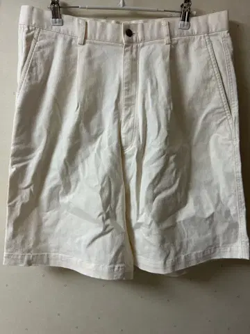 새상품급 Paul Stuart SPORT 화이트 숏팬츠