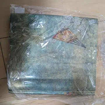 청록색 후쿠로 오비 부채와 벚꽃 무늬