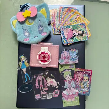 아이프리 아크릴 스탠드, 카드 등