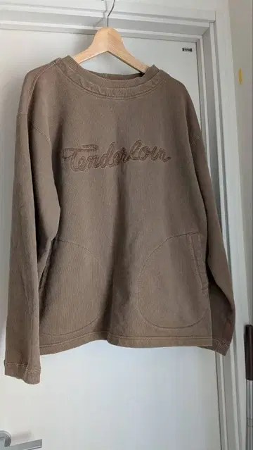 TENDERLOIN 텐더 로인 맨투맨