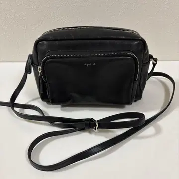 agnes b. 에네스베 숄더백 가죽 블랙 카메라백