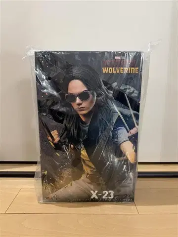 핫토이즈 [ 데드풀 & 울버린 ] X-23 로라 [ 새상품 미사용 ]