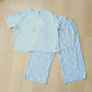 유니클로 치이카와 x 산리오 캐릭터 룸웨어 세트 XXXL 블루