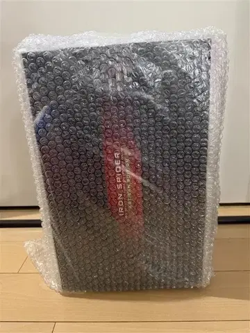 핫토이즈 아이언 스파이더 아티산 [ 새상품 미개봉 ]