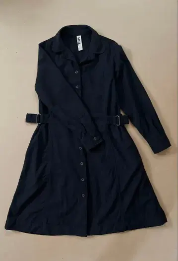 MHL. 사이드 벨트 둥근 카라 A라인 원피스