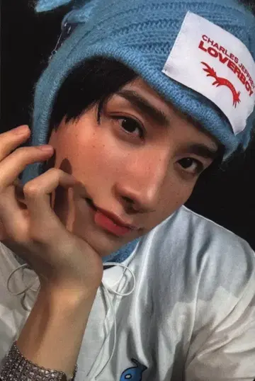 JO1 초회 한정판 B 사토 케이고 HITCHHIKER