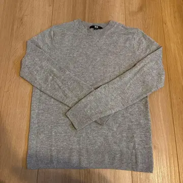 유니클로 캐시미어 크루넥 스웨터 그레이