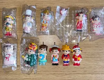 당시 미개봉 새상품 후지야 미니미니 페코짱 인형 11개 키링