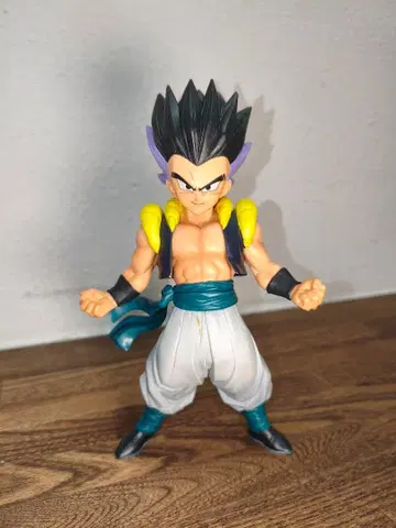 드래곤볼 제일복권 VS옴니버스 비스트 E상 오천크스 페인팅 벗겨짐 있음