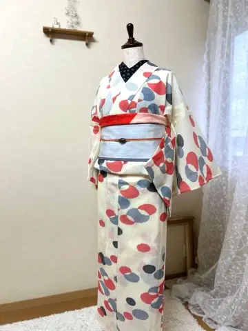 홑옷 기모노 유카타 도트풍 시치츠키 아이보리 상태 좋음 기모노만