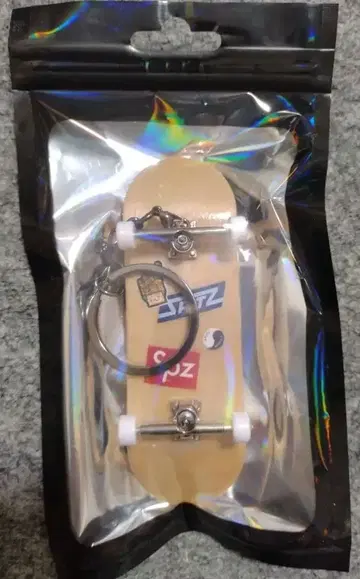 스피츠 [ 미사용 ] 스케이트보드 키링