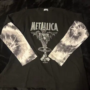 VOLCAN&APHRODITE 메탈리카 롱T 블랙