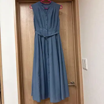 NATURAL BEAUTY BASIC 슬리브리스 롱 원피스 그레이