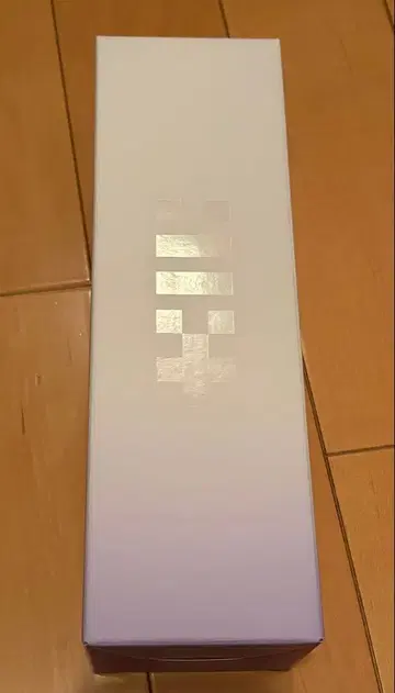 [ 미개봉 새상품 ] ILLIT 응원봉 트레이딩 카드 포함 아이릿