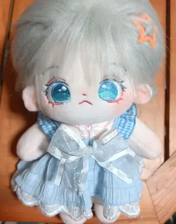 무속성 옷 갈아입기 봉제 인형