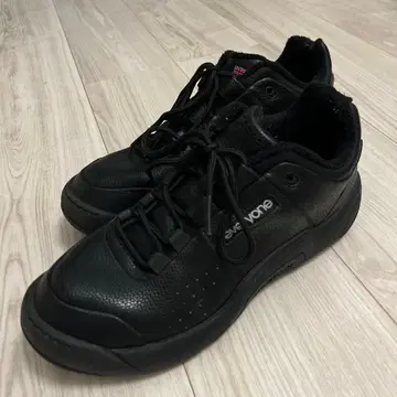 REEBOK everyone CLASSIC DUKE 2.0 27.5cm