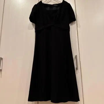 더 수트 컴퍼니 블랙 포멀 예복 상복 반팔 원피스 36