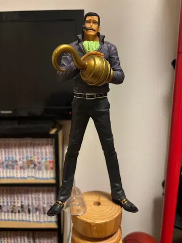 원피스 제일복권 왕하칠무해 A상 크로커다일 피규어