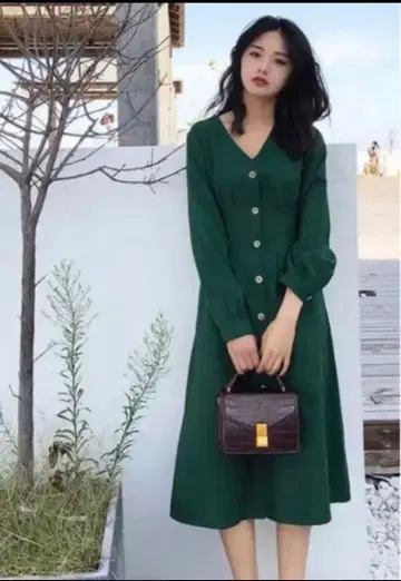 [ 택 포함 미사용 새상품 ] 허리 절개 롱 원피스 그린 한국 코트