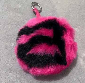 BIGBANG 2017 LAST DANCE 굿즈 퍼 참 지용