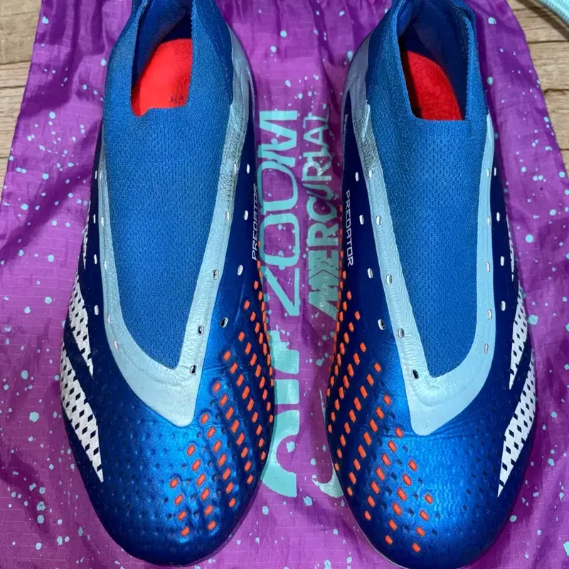 아디다스 프레데터 애큐러시.1 AG (SIZE255)
