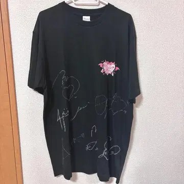 AVAM Devil Up! 복권 친필 사인 T셔츠