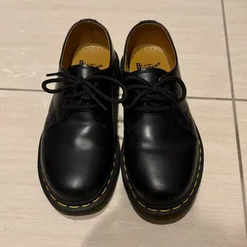 닥터마틴 1461 3홀 UK3