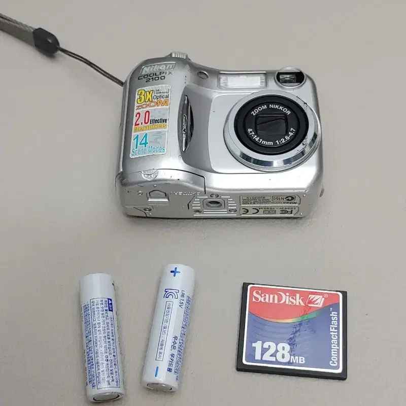 니콘 COOLPIX 2100 + 128MB 메모리 + 배터리