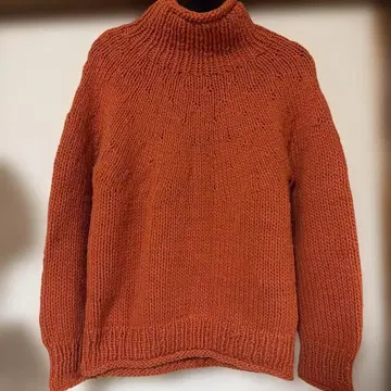 BEAMS BOY 오렌지 터틀넥 니트