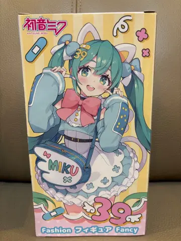 하츠네 미쿠 39 Fashion 피규어 TAITO
