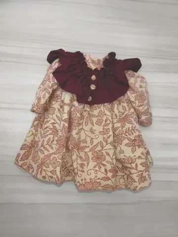 앤티크 인형 비스크 인형 드레스 빈티지