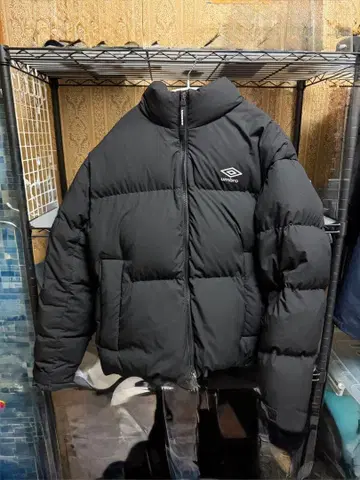 Umbro 블랙 다운 자켓