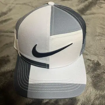 [ 새상품 레어템 ] 나이키 클래식 99 에어로빌 골프 캡