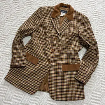 이탈리아제 브라운 계열 체크 무늬 테일러드 자켓 사이즈 표기 44