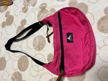 GREGORY 그레고리 구 로고 새첼 나일론 백 핑크