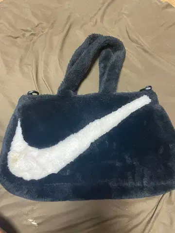나이키 NSW Faux Fur Tote Bag black