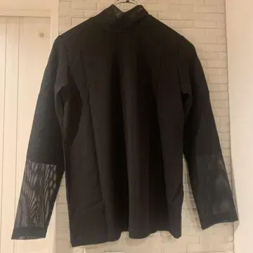 쿨 카리앙 누프송누프 하이넥 메쉬 절개 레이온 새상품급 블랙