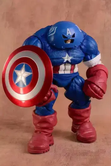 캡틴 아메리카 헐크 피규어