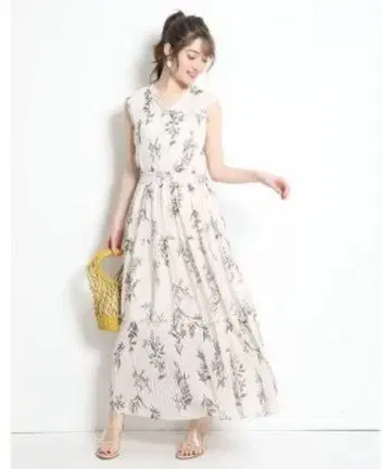 [Apuweiser-riche] 도트 플라워 프린트 원피스 1