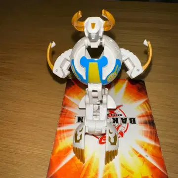 바쿠간 거대 타우레스 화이트