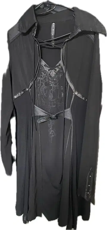 ozz on 원피스 긴팔 블랙