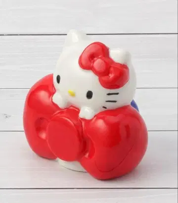 [ 새상품 ] 산리오 헬로키티 저금통 코인뱅크 키티 키티짱