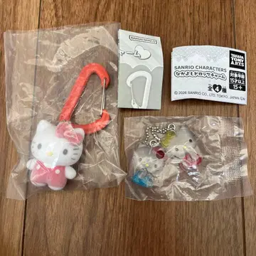 산리오 컬러풀 카라비너 마스코트 참 나카요시 드롭 참 키티