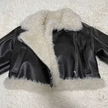 MURUA 무스탕 자켓