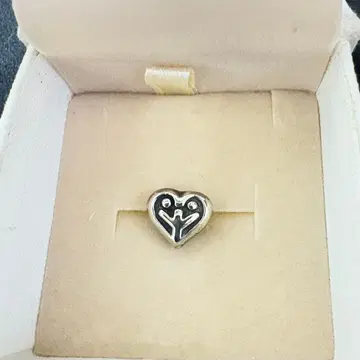 오카무라 야스유키 피치 실버 귀걸이