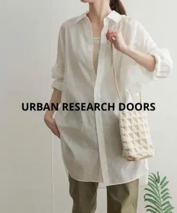 [새상품급] 어반 리서치 도어스 라미 코튼 빅 셔츠 M 화이트 셔츠 면