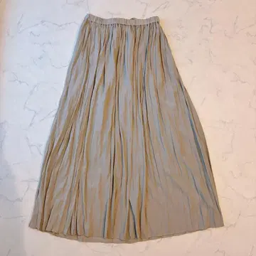 어반 리서치 도어스 그레이 랜덤 플리츠 스커트 허리밴딩 봄