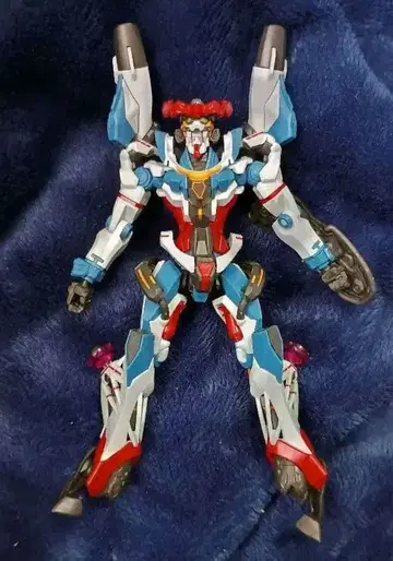 HG 1/144 GQuuuuuuX (엔디미온 유닛 각성 시)