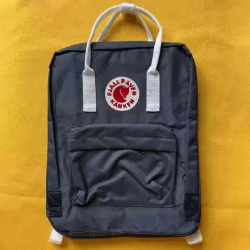 새상품 미사용 백팩 16L