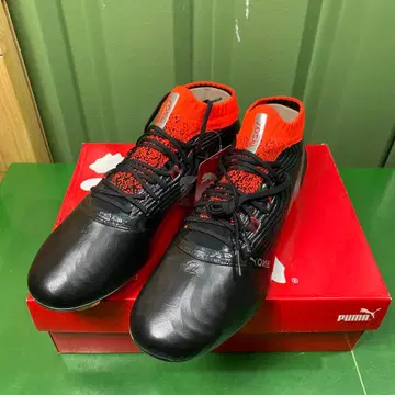 미사용! PUMA ONE 18.1 FG 30.5 cm 관04010956